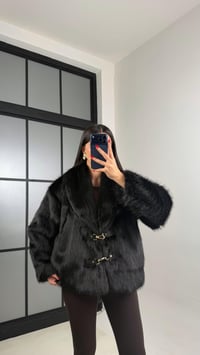 Siyah Astarlı Tokalı Premium Kürk GAUS-00867GAUSCEKETGAUS-00867