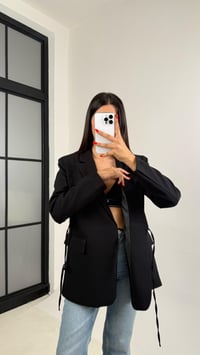 Siyah Astarlı Vatkalı Önden Bağlama Detaylı  Blazer Ceket GAUS-0068GAUSJacketsGAUS-0068