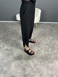 Siyah Paçası Fermuarlı Şalvar Pantolon GausPANTOLONGU004690