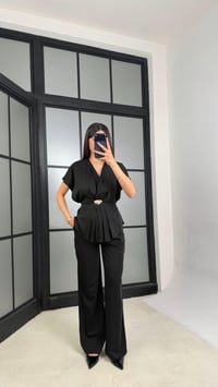 Siyah Gold Toka Detaylı Vatkalı Bluz Beli Lastikli Pantolon İkili Takım GAUS-01344GAUSSuitsGAUS-01344