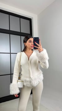 Ekru Kürk Detaylı Çıtçıt Düğmeli Hırka GAUS-01040GAUSHIRKAGAUS-01040