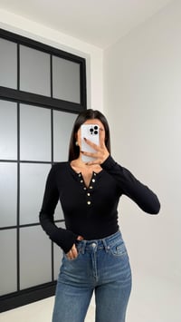 Siyah Uzun Kol Çıtçıt Detaylı Basic Bluz GAUS-00179GAUSBLUZGAUS-00179