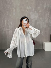 Kalis Beyaz Büzgülü Oversize GömlekGausGÖMLEKGU100963