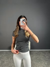 Siyah Çizgili Balıkçı Yaka TshirtGausTSHIRTGU003986