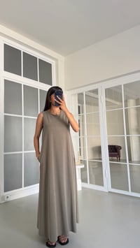 Haki OYS Model Sıfır Kol Basic Elbise GAUS-01729 GAUS-01728GAUSELBİSEGAUS-01729