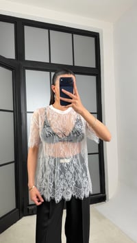 Beyaz Muadil Yazılı Dantelli Tshirt GAUS-01492GAUSTshirtGAUS-01492