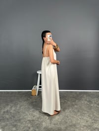 Negundo Taş Askılı Rahat Kesim Tensel ElbiseGausELBİSEGU008423
