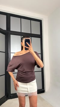 Kahve Yan Drape Detaylı Basic Bluz GAUS-01317GAUSBLUZGAUS-01317