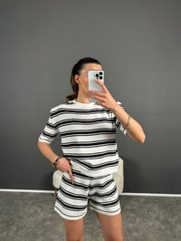 Beyaz Çizgili Triko Şort TakımGausTAKIMGU004689
