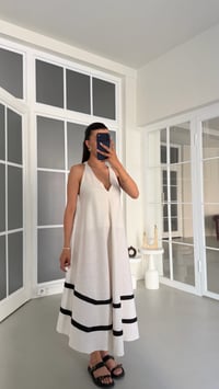 Beyaz Şerit Detaylı Premium Keten Elbise GAUS-01766GAUSELBİSEGAUS-01766