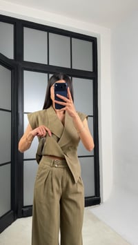 Yeşil Kuşaklı Yelek Pantolon İkili Keten Takım GAUS-01447GAUSTAKIMGAUS-01447