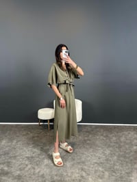 Gigi Haki Tensel Midi Boy Kuşaklı ElbiseGausELBİSEGU004649