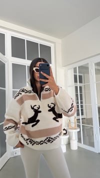 Kahve Geyik Desenli Yarım Fermuarlı Polar Sweatshirt GAUS-01916 GAUS-01927GAUSSWEATSHIRTGAUS-01927