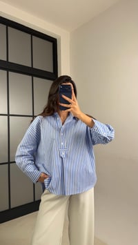 Mavi Çizgili Düğme Detaylı Premium Gömlek GAUS-01109GAUS القمصان GAUS-01109