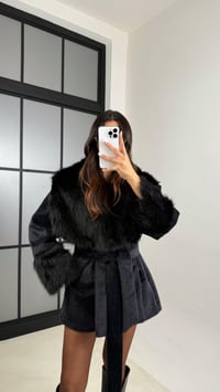 Siyah Kürk Detaylı Astarlı Kaşe Mont GAUS-00559GAUSMONTGAUS-00559