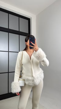 Ekru Kürk Detaylı Çıtçıt Düğmeli Hırka GAUS-01040GAUSHIRKAGAUS-01040