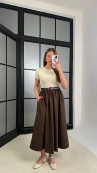 Kahve Kısa Kol Beli Lastikli Kemerli Elbise GAUS-01246GAUSELBİSEGAUS-01246