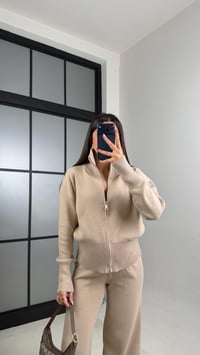 Bej Çift Fermuarlı Hırka Beli Lastikli Pantolon Triko Takım GAUS-01090GAUSTAKIMGAUS-01090