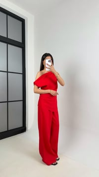 Kırmızı Asimetrik Kesim Bluz Beli Lastikli Pantolon Tasarım Keten Takım Gaus00462GausTAKIMGU1002081