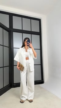 Beyaz Gömlek Beli Kuşaklı Pantolon İkili Tencel Denim Takım GAUS-01471GAUSTAKIMGAUS-01471