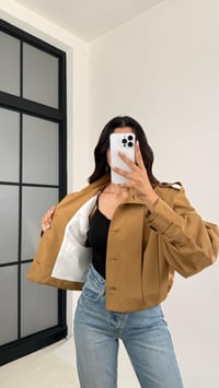 Camel Yüksek Yaka Düğmeli Astarlı Tasarım Kısa Trençkot GAUS-0087GAUSTRENÇKOTGAUS-0087