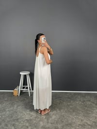 Pelike Beyaz Astarlı Premium Askılı Elbise GausELBİSEGU008262