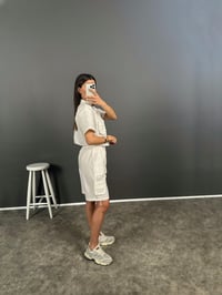 Sophia Beyaz Paraşüt Şehir Boy Şortlu İkili Takım GausTAKIMGU008165