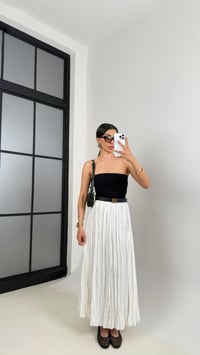 Beyaz Kırışık Kumaş Maxi Boy Tencel Etek Gaus00552GausETEKGU1002286