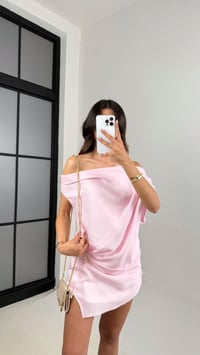 Pembe Gold Tokalı Saten Premium Bluz Gaus00531Gausالبلوزات GU1002241