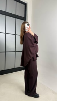 Mürdüm Kemerli Pelerinli Panço Beli Lastikli Pantolon Premium Takım GAUS-00989GAUSTAKIMGAUS-00989