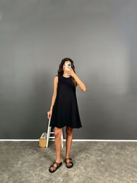 Lonse Siyah Keten Sıfır Kol Basic ElbiseGausELBİSEGU008441