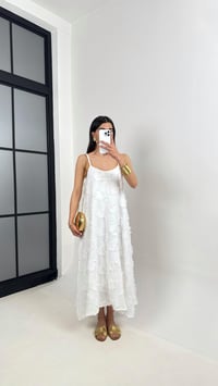 Beyaz Püskül Detaylı Askılı Keten Elbise Gaus00392GausELBİSEGU1001918