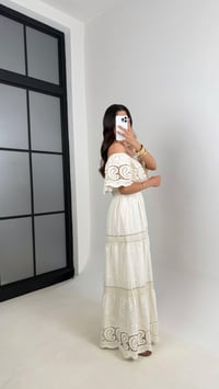 Taş Madonna Yaka Dantel İşlemeli Astarlı İthal Kumaş Elbise Gaus00535GausELBİSEGU1002249