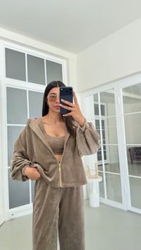 Vizon Kapüşonlu Hırka Crop Beli Lastikli Pantolon 3'lü Kadife Takım GAUS-02033GAUSTAKIMGAUS-02033