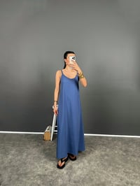 Negundo Mavi Askılı Rahat Kesim Tensel ElbiseGausELBİSEGU008426