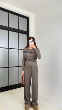 Vizon Yaka Detaylı Bluz Beli Lastikli Pantolon Gofre Kumaş Takım GAUS-00229GAUSTAKIMGAUS-00229