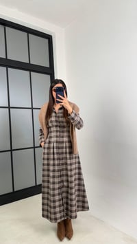 Kahve Belden Oturtmalı Ekose Elbise GAUS-00762GAUSDressesGAUS-00762