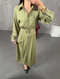 Sandra Çağla Yeşili Taş Düğmeli Kuşaklı ElbiseGausELBİSEGU100388
