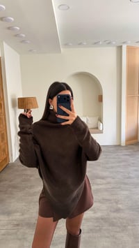 Acı Kahve Balıkçı Yaka Asimetrik Kesim Kazak GAUS-00761GAUSKAZAKGAUS-00761