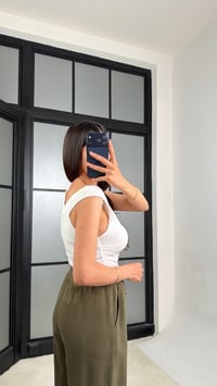 Beyaz Asimetrik Yaka Bluz GAUS-01517GAUSBlouseGAUS-01517