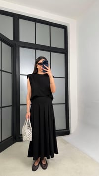 Siyah Vatkalı Bluz Cepli Etek İkili Modal Takım GAUS-01311GAUSSuitsGAUS-01311