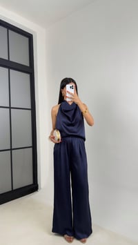 Lacivert Degaje Yaka Bluz Beli Lastikli Pantolon Saten Takım GAUS-01222GAUSTAKIMGAUS-01222