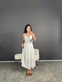Yulia Beyaz İp Bağlama Askılı Astarlı Premium Elbise GausELBİSEGU007090