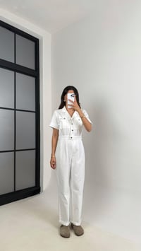 Beyaz Cep Detaylı Düğmeli İnce Denim Tulum Gaus00529GausTULUMGU1002239