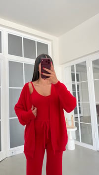 Kırmızı Yumuşak Dokulu Üçlü Premium Takım GAUS-02028 GAUS-02210GAUSTAKIMGAUS-02210