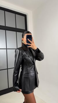 Siyah Astarlı Vatkalı Blazer Ceket Etek Premium Deri Takım GAUS-00657GAUSTAKIMGAUS-00657