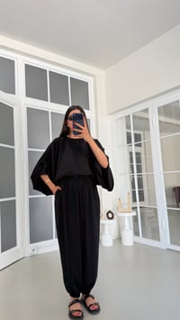 Siyah Yarasa Kol Bluz Beli Lastikli Şalvar Pantolon İkili Tencel Takım GAUS-01840GAUSSuitsGAUS-01840