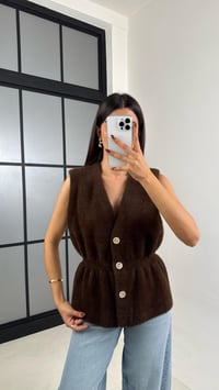 Acı Kahve Gold Düğmeli Yumuşak Dokulu Yelek GAUS-00150GAUSYELEKGAUS-00150