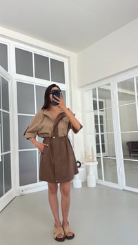 Camel Beli Lastikli Paraşüt Kumaş Elbise GAUS-01806GAUSELBİSEGAUS-01806