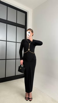 Siyah Aksesuar Detaylı Tasarım Elbise GAUS-00922GAUSELBİSEGAUS-00922